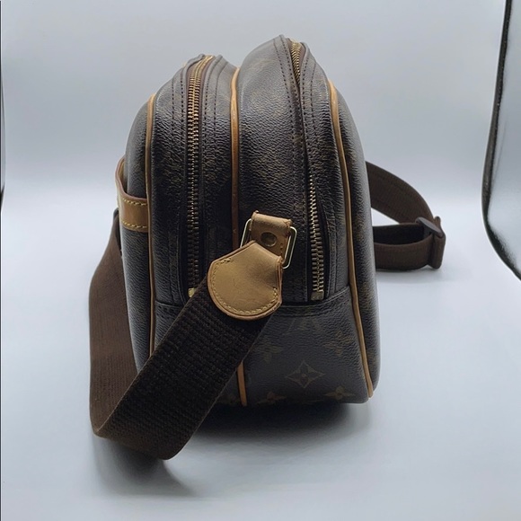 Authentic Louis Vuitton Reporter PM Crossbody Bag - Picture 4 of 13